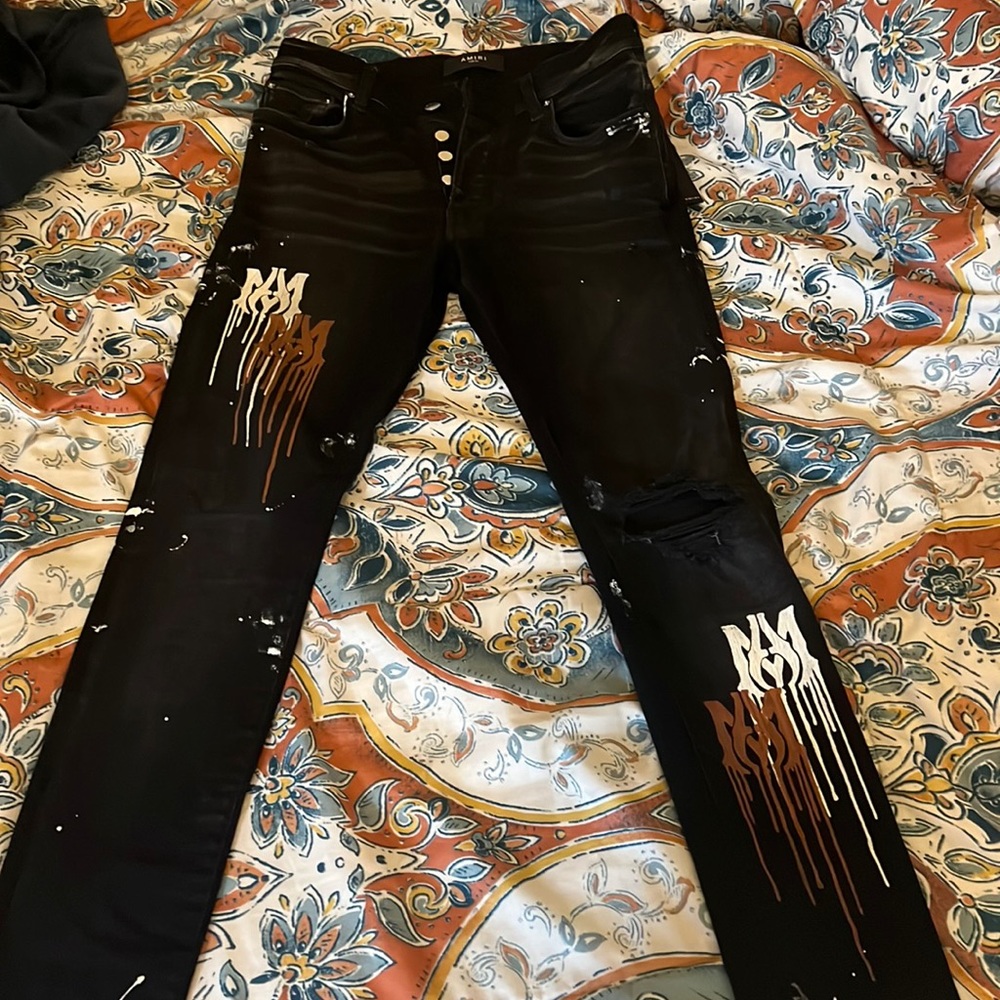 Amiri jeans only worn 2 times brand new .